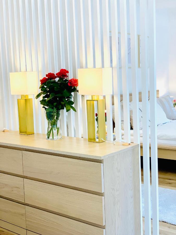 W Centrum Miasta Z Darmowym Parkingiem Dla Dwojga -apartamenty Pod Zlotym Lwem Kłodzko