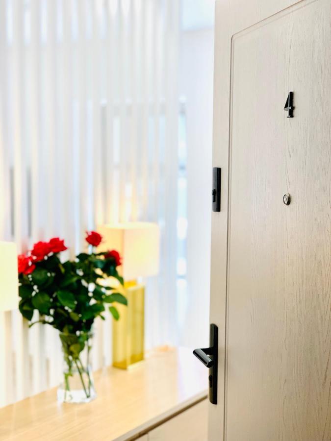 W Centrum Miasta Z Darmowym Parkingiem Dla Dwojga -apartamenty Pod Zlotym Lwem Apartment Kłodzko